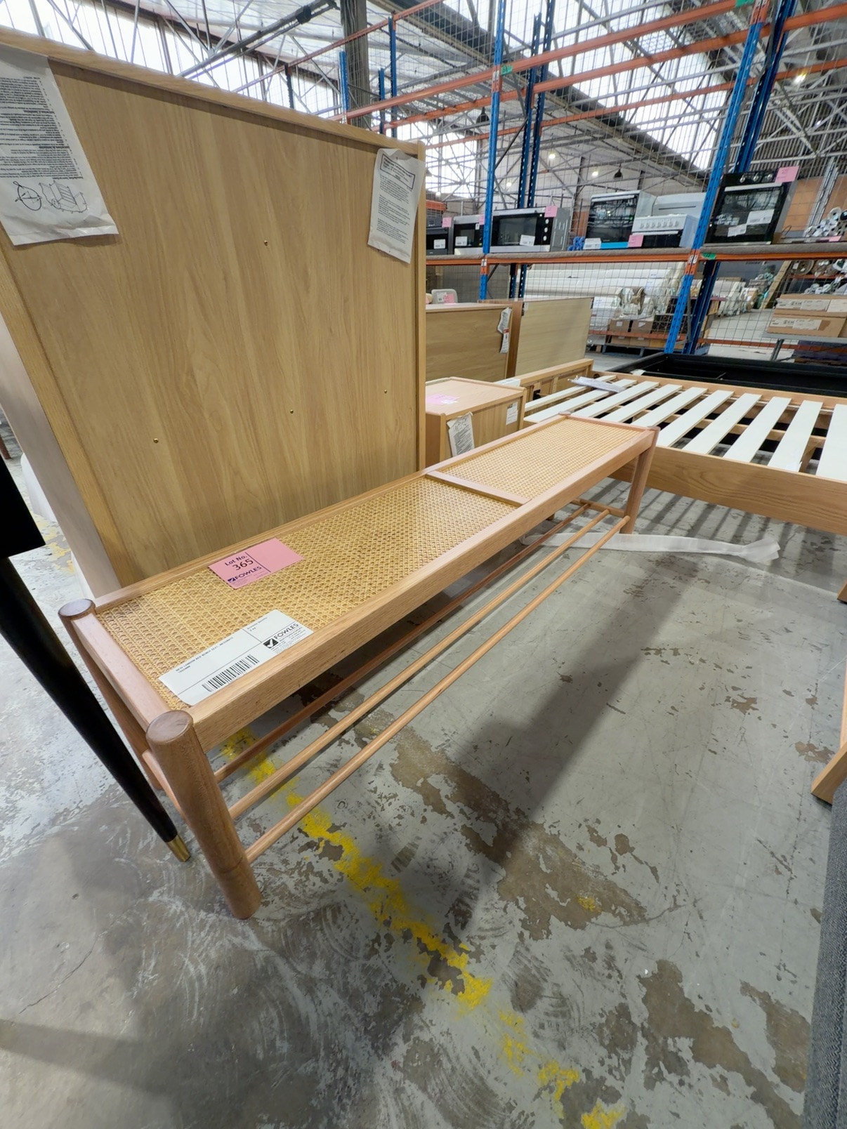 NEW LONDON BED BENCH SEAT, MESSMATE 1800MM NEW LONDON BED BENCH SEAT, MESSMATE 1800MM