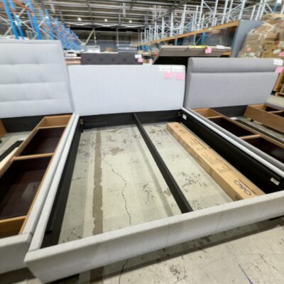 NEW MEMPHIS KING SIZE BEDFRAME, SILVER UPHOLSTERED FABRIC, TAPERED HEADBOARD WITH SURROUND BASE (FOR MATTRESS ENSEMBLE TO FIT WITHIN) GGF2249/GGF2244