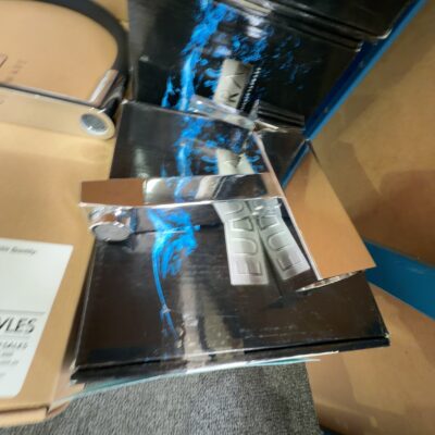NEW MODERNO SQUARE VANITY MIXER MOD0001 NEW MODERNO SQUARE VANITY MIXER MOD0001