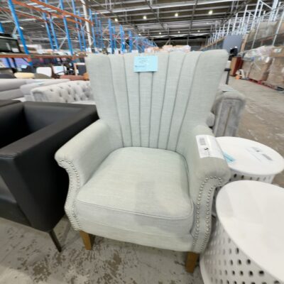 EX STAGING SLIGHT GREEN WINGBACK, SOLD AS IS EX STAGING SLIGHT GREEN WINGBACK, SOLD AS IS