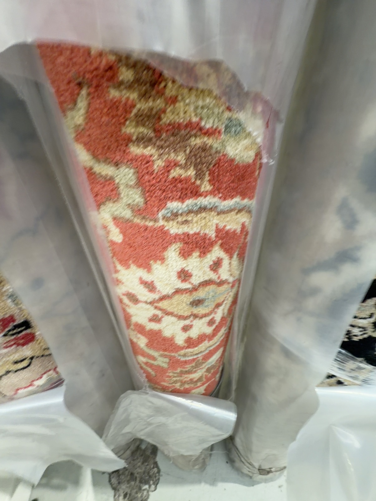 BRAND NEW PURE NZ WOOL RUG 1900MM X 2800MM RRP$999, SOLD AS IS BRAND NEW PURE NZ WOOL RUG 1900MM X 2800MM RRP$999, SOLD AS IS