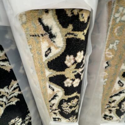 BRAND NEW PURE NZ WOOL RUG 1900MM X 2800MM RRP$999, SOLD AS IS BRAND NEW PURE NZ WOOL RUG 1900MM X 2800MM RRP$999, SOLD AS IS