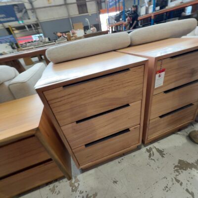EX DISPLAY SOUTH WHARF UNDER DESK STORAGE SOLD AS IS EX DISPLAY SOUTH WHARF UNDER DESK STORAGE SOLD AS IS