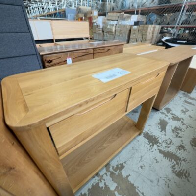 EX DISPLAY TAHOE 980MM NATURAL OAK CONSOLE SOLD AS IS EX DISPLAY TAHOE 980MM NATURAL OAK CONSOLE SOLD AS IS