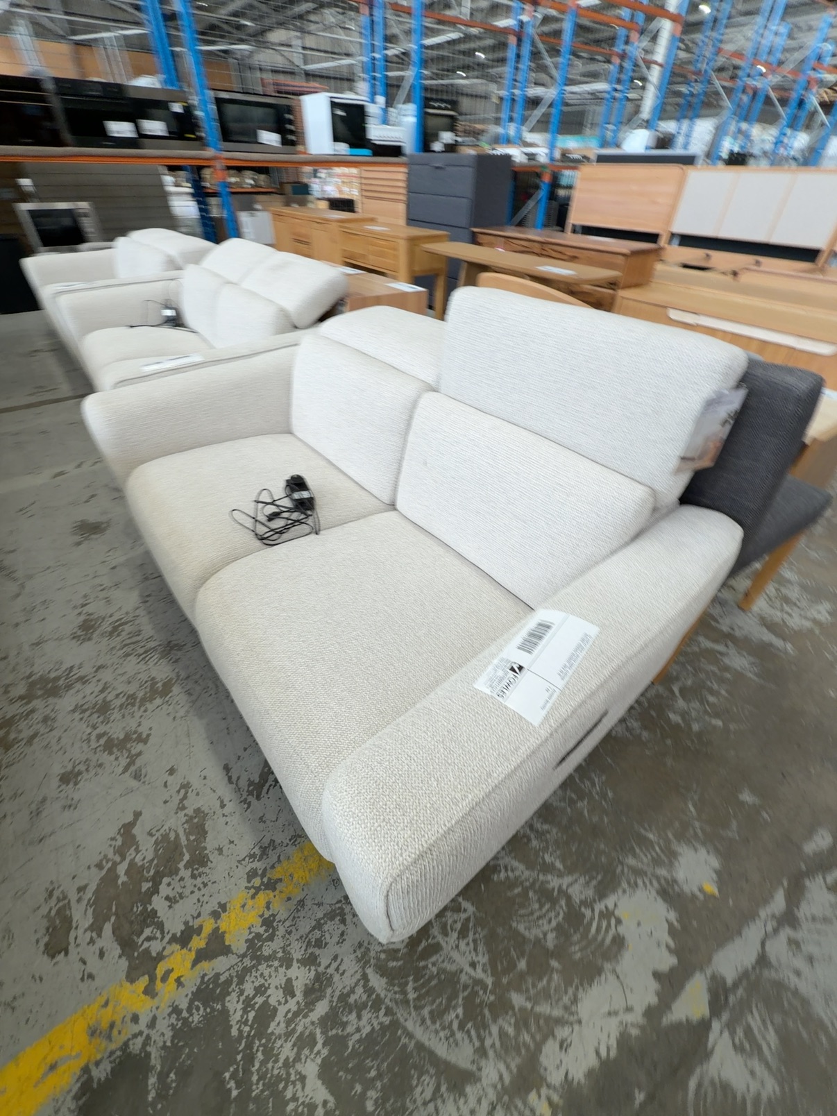 EX DISPLAY SOCHI 2 SEATER COUCH, ELECTRIC RECLINER, POWERED HEADREST, SOLD AS IS EX DISPLAY SOCHI 2 SEATER COUCH, ELECTRIC RECLINER, POWERED HEADREST, SOLD AS IS