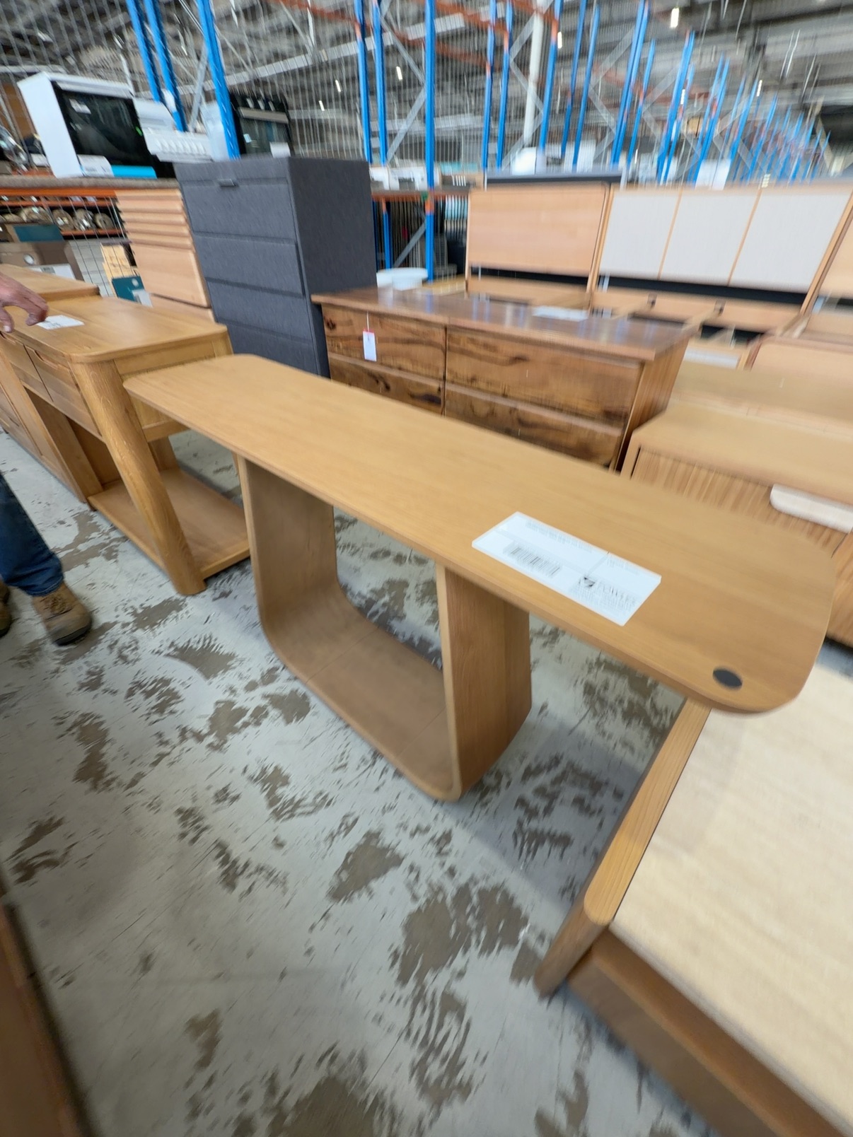 EX DISPLAY LAMBERT CURVED OAK NATURAL CONSOLE TABLE, SOLD AS IS EX DISPLAY LAMBERT CURVED OAK NATURAL CONSOLE TABLE, SOLD AS IS