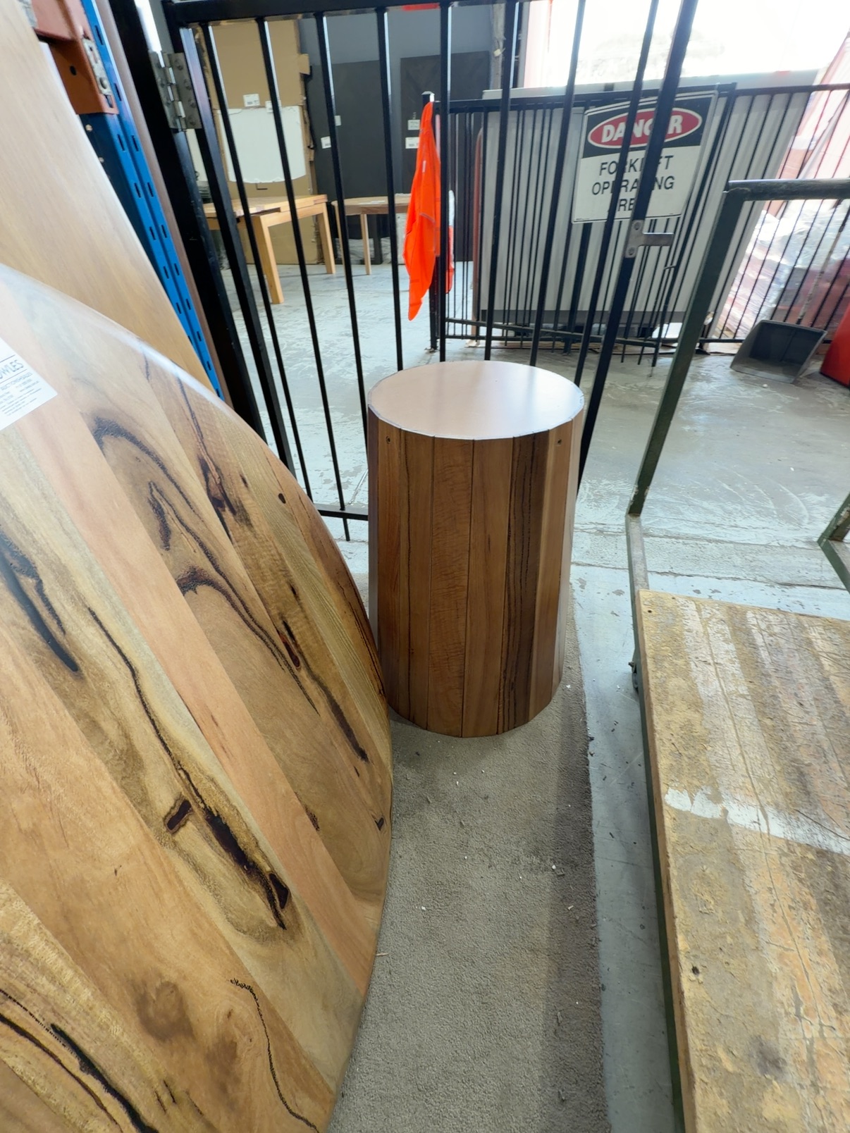 EX DISPLAY JINDALEE 1200MMM ROUND DINING TABLE, MARRI TIMBER, CENTRAL PEDESTAL BASE **NO BRACKET TO JOIN TABLE TOP TO BASE** SOLD AS IS EX DISPLAY JINDALEE 1200MMM ROUND DINING TABLE, MARRI TIMBER, CENTRAL PEDESTAL BASE **NO BRACKET TO JOIN TABLE TOP TO BASE** SOLD AS IS