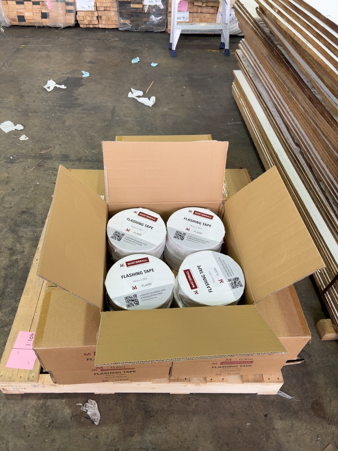 76X20M BUTYL FLASHING TAPE MASTERWALL BRANDED- (10 BOXES X 8 ROLLS) 76X20M BUTYL FLASHING TAPE MASTERWALL BRANDED- (10 BOXES X 8 ROLLS)