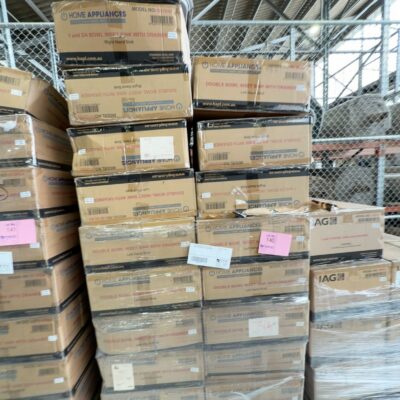 PALLET OF APPROX QTY18 ARC IS12LS4 DOUBLE BOWL SINK, RIGHT HAND DRAINER PALLET OF APPROX QTY18 ARC IS12LS4 DOUBLE BOWL SINK, RIGHT HAND DRAINER