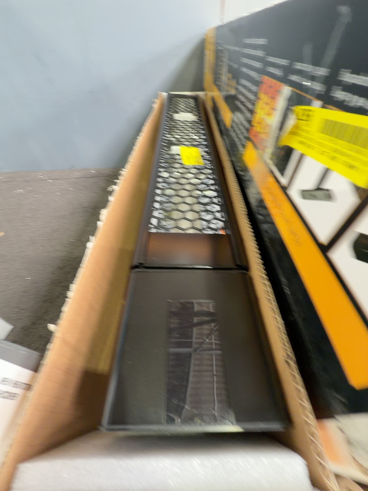 EX DISPLAY HEATSTRIP THB2200BA 2200WAT INTENSE STRIP HEATER WITH REMOTE, CONNECT TO APP, 3 MONTH WARRANTY EX DISPLAY HEATSTRIP THB2200BA 2200WAT INTENSE STRIP HEATER WITH REMOTE, CONNECT TO APP, 3 MONTH WARRANTY