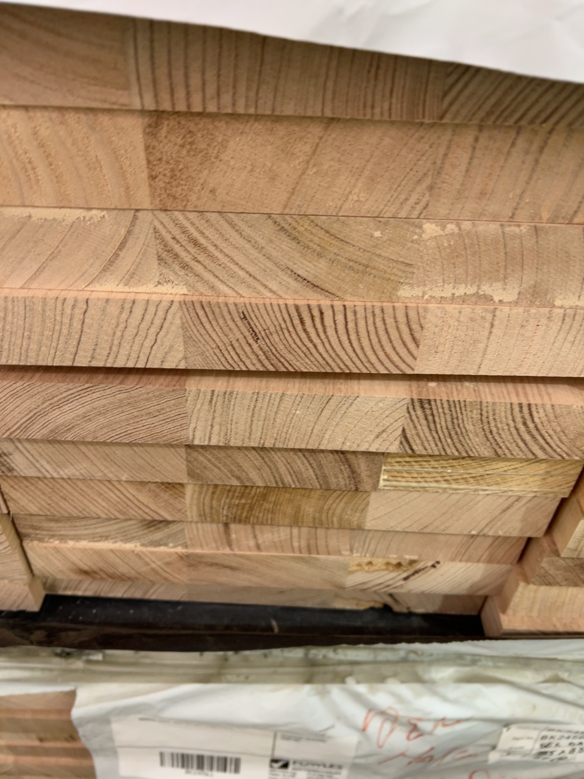 285X33 AUS OAK STD LAM KD HARDWOOD STAIR TREADS- 12/0.9 285X33 AUS OAK STD LAM KD HARDWOOD STAIR TREADS- 12/0.9