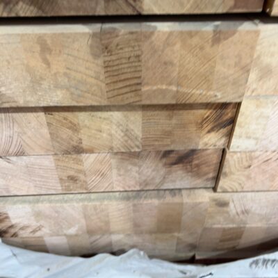 290X68 AUST OAK DAR STD LAM KD HARDWOOD STAIR TREADS- 27/1.2