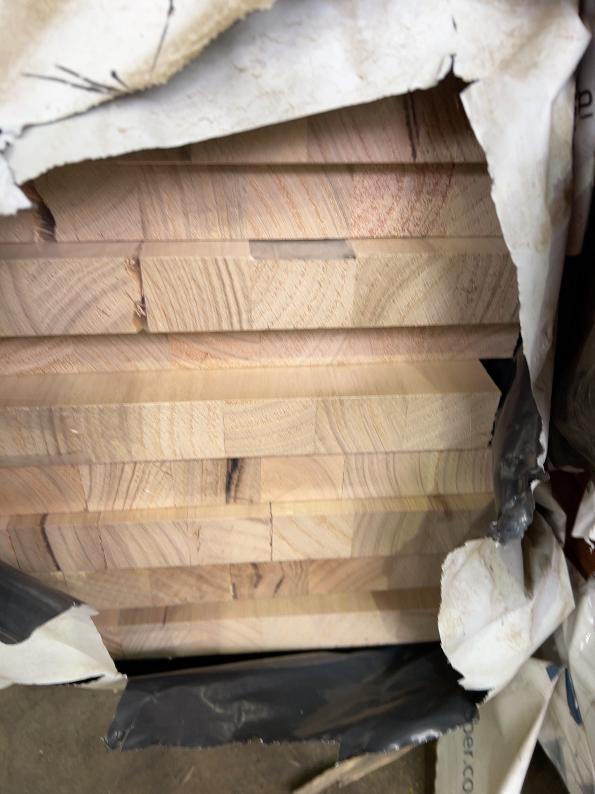 600X33 PSG LAM KD HARDWOOD BENCHTOPS- 12/2.4 600X33 PSG LAM KD HARDWOOD BENCHTOPS- 12/2.4