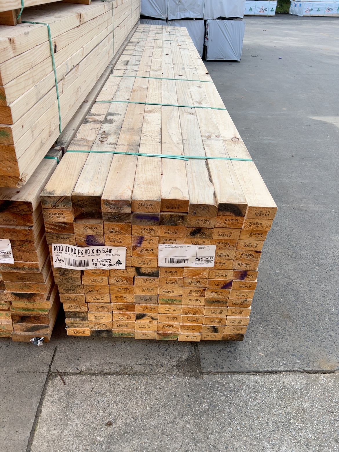 90X45 MGP10 PINE-112/5.4 (THIS PACK IS AGED STOCK AND SOLD AS IS) 90X45 MGP10 PINE-112/5.4 (THIS PACK IS AGED STOCK AND SOLD AS IS)