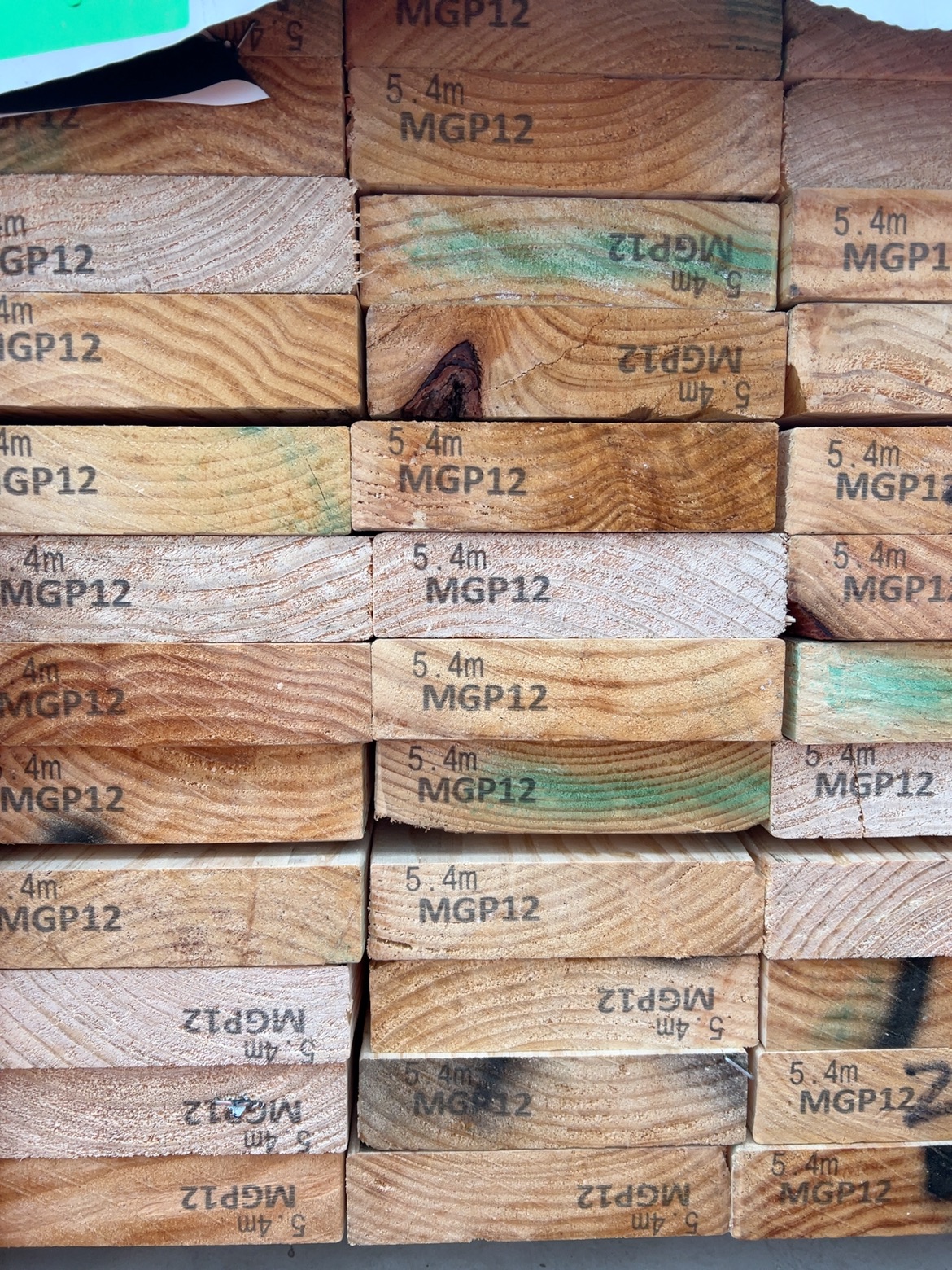 140X35 PINE MGP12 90/5.4 140X35 PINE MGP12 90/5.4