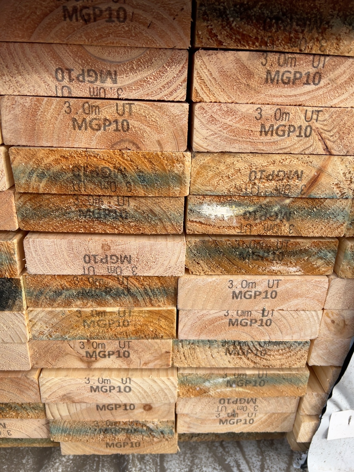 140X35 MGP10 PINE-90/3.0 (THIS PACK IS AGED STOCK AND SOLD AS IS) 140X35 MGP10 PINE-90/3.0 (THIS PACK IS AGED STOCK AND SOLD AS IS)