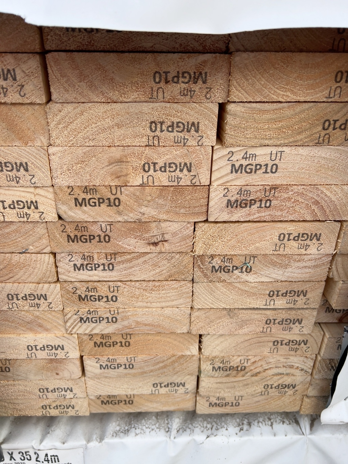 140X35 MGP10 PINE-90/2.4 (THIS PACK IS AGED STOCK AND SOLD AS IS) 140X35 MGP10 PINE-90/2.4 (THIS PACK IS AGED STOCK AND SOLD AS IS)