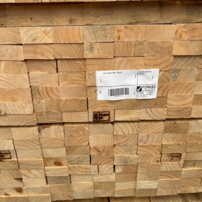 90X45 MGP10 PINE-165/3.6 90X45 MGP10 PINE-165/3.6