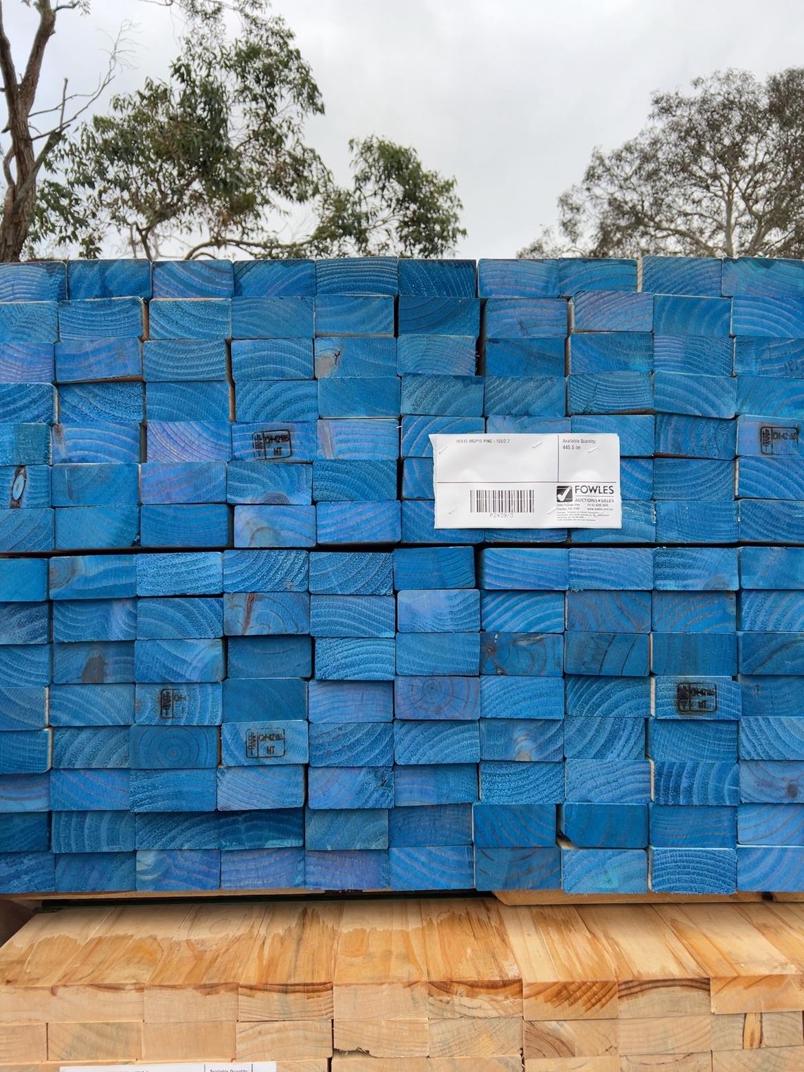 90X45 MGP10 PINE-165/2.7 90X45 MGP10 PINE-165/2.7