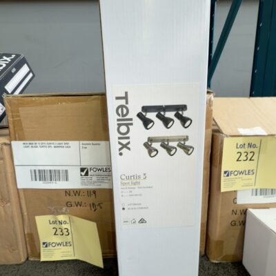 NEW (BOX OF 12 QTY) CURTIS 3 LIGHT SPOT LIGHT, BLACK, CURTIS SP3-BK RRP$90 EACH NEW (BOX OF 12 QTY) CURTIS 3 LIGHT SPOT LIGHT, BLACK, CURTIS SP3-BK RRP$90 EACH