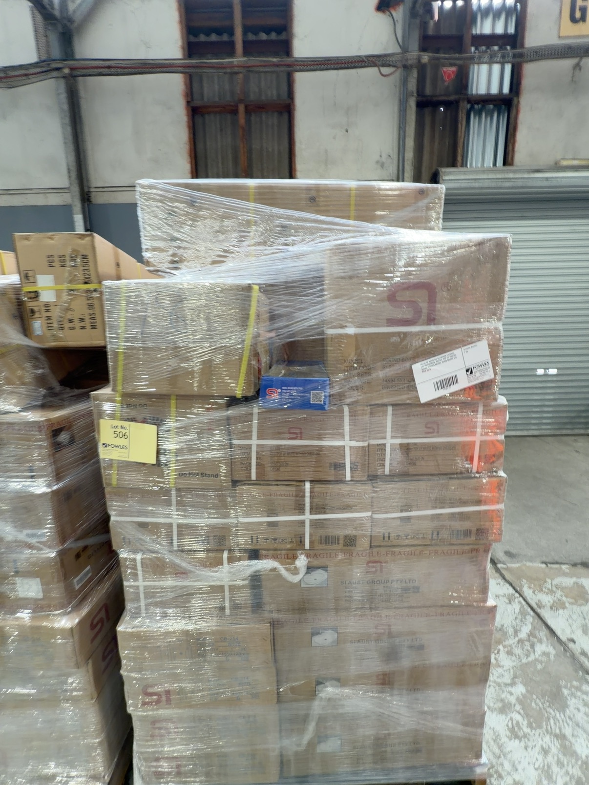 PALLET OF ASSORTED BATHROOM TAPWARE AND ACCESSORIES, GRATES, POP UP WASTES, BASINS, KITCHEN MIXERS, BASIN MIXERS ETC SOLD AS IS PALLET OF ASSORTED BATHROOM TAPWARE AND ACCESSORIES, GRATES, POP UP WASTES, BASINS, KITCHEN MIXERS, BASIN MIXERS ETC SOLD AS IS
