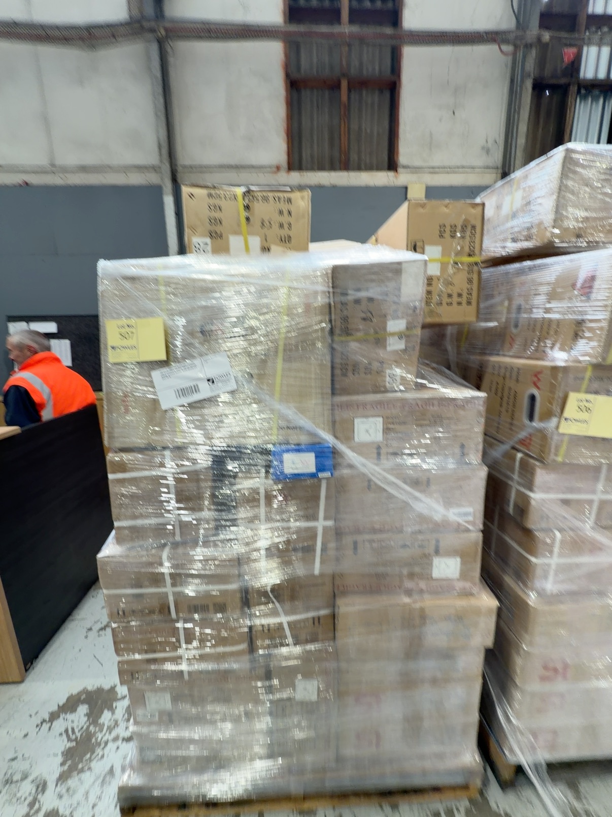 PALLET OF ASSORTED BATHROOM TAPWARE AND ACCESSORIES, GRATES, POP UP WASTES, BASINS, KITCHEN MIXERS, BASIN MIXERS ETC SOLD AS IS PALLET OF ASSORTED BATHROOM TAPWARE AND ACCESSORIES, GRATES, POP UP WASTES, BASINS, KITCHEN MIXERS, BASIN MIXERS ETC SOLD AS IS