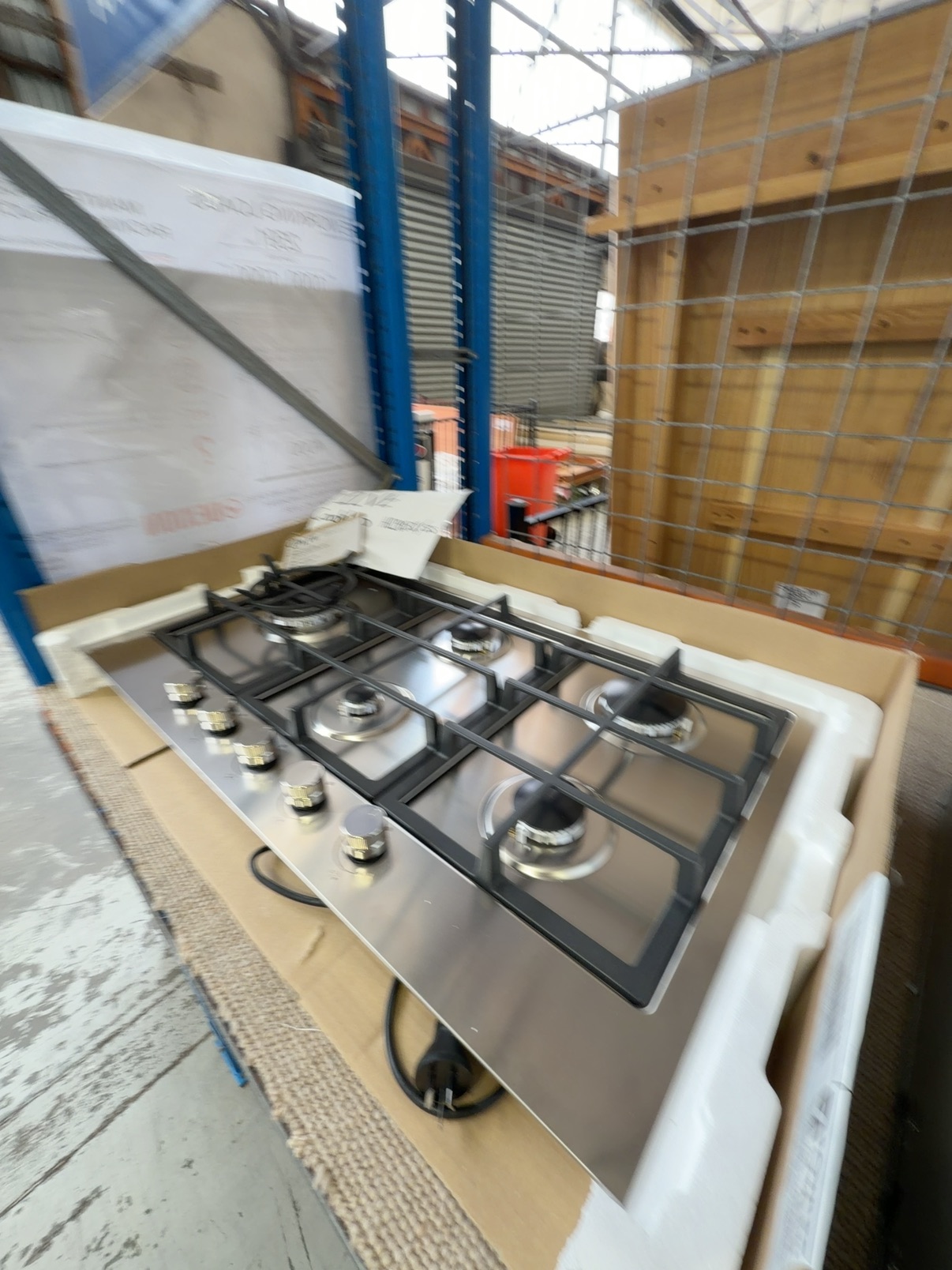 NEW ILVE PROLINE 900MM S/STEEL GAS COOKTOP HCL90SCK/SS, 12 MONTH WARRANTY NEW ILVE PROLINE 900MM S/STEEL GAS COOKTOP HCL90SCK/SS, 12 MONTH WARRANTY