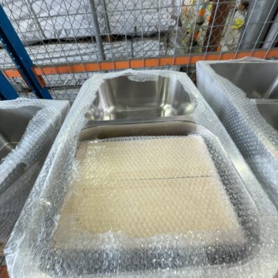NEW MONACO DOUBLE BOWL UNDERMOUNT SINK, EXDU 12 MONTH WARRANTY NEW MONACO DOUBLE BOWL UNDERMOUNT SINK, EXDU 12 MONTH WARRANTY