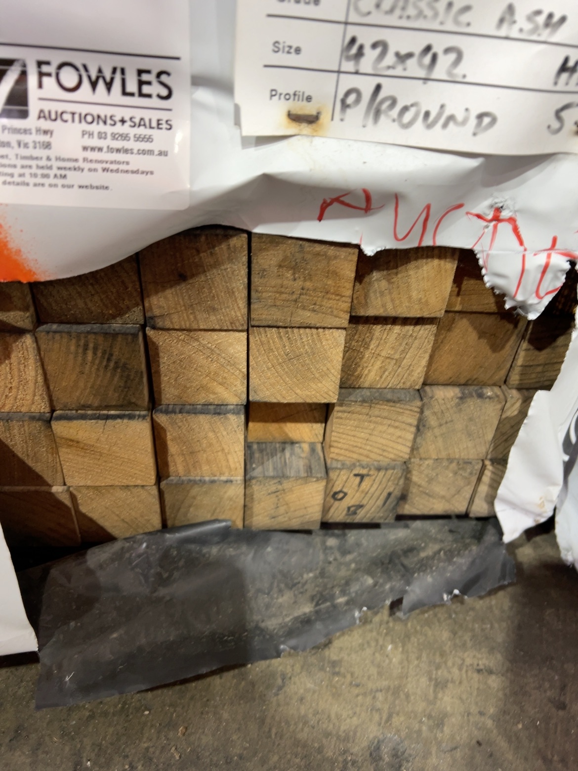 42X42 VIC ASH CLASSIC F/J PENCIL ROUND WEATHERED KD HARDWOOD- 84/5.4 42X42 VIC ASH CLASSIC F/J PENCIL ROUND WEATHERED KD HARDWOOD- 84/5.4