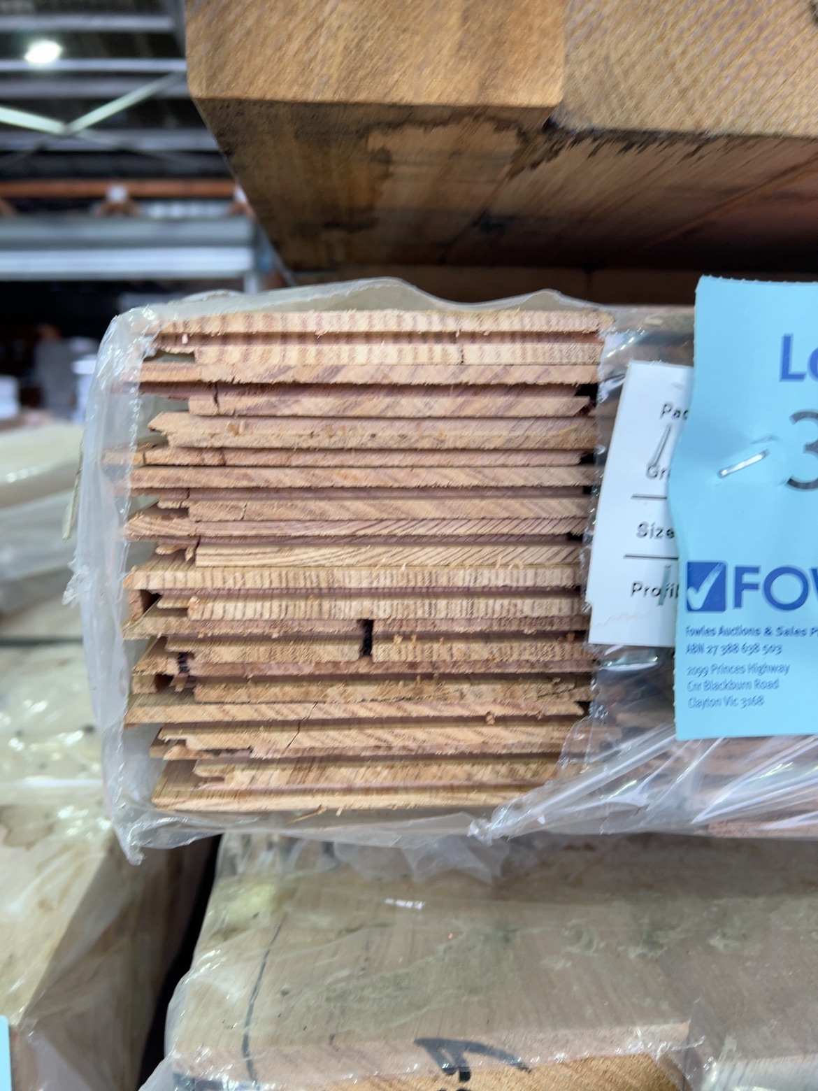 123X12 AUS OAK CLASSIC KD HARDWOOD SHIPLAP LINING BOARDS 123X12 AUS OAK CLASSIC KD HARDWOOD SHIPLAP LINING BOARDS