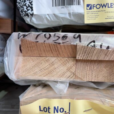 120X44 AUS OAK DAR UTE KD HARDWOOD