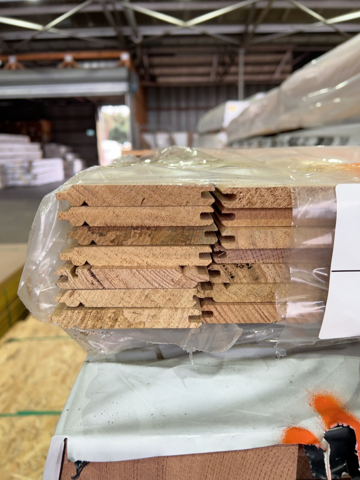 85X12 AUS OAK UTE REGENCY LINING BOARD 85X12 AUS OAK UTE REGENCY LINING BOARD