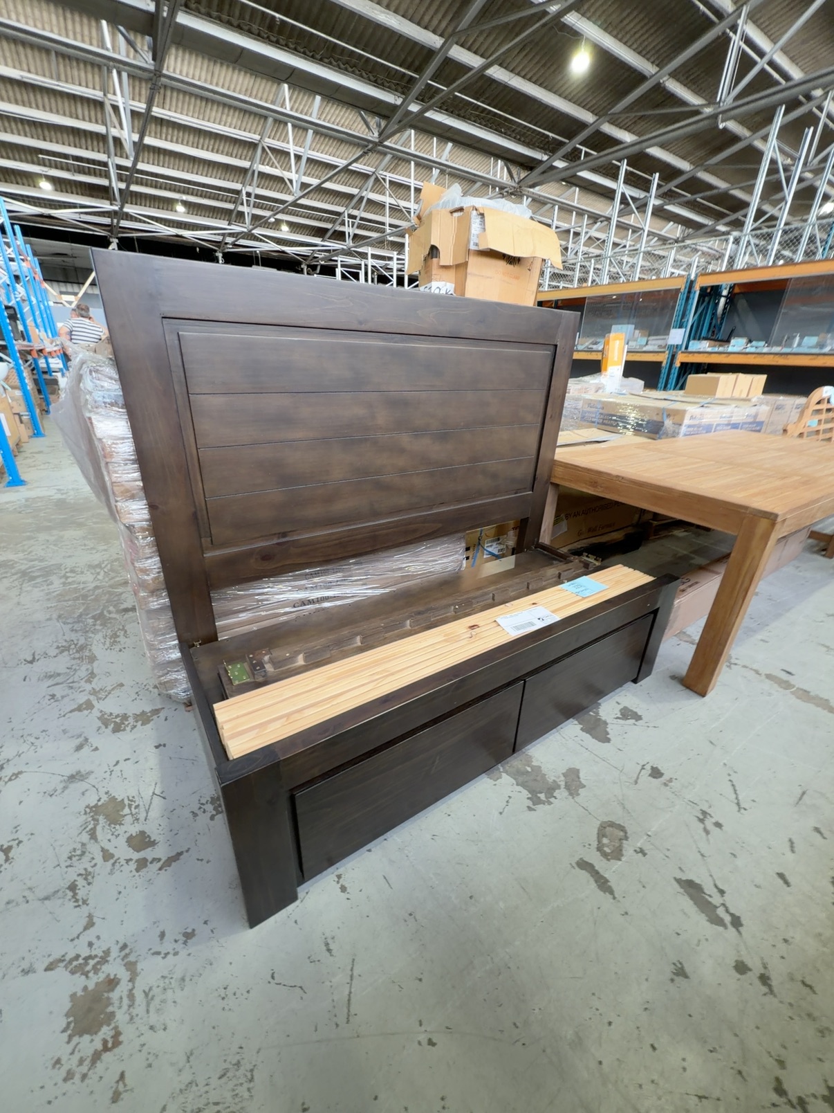 EX SHOWROOM - TIMBER QUEEN BEDFRAME WITH STORAGE DRAWERS IN BASE EX SHOWROOM - TIMBER QUEEN BEDFRAME WITH STORAGE DRAWERS IN BASE