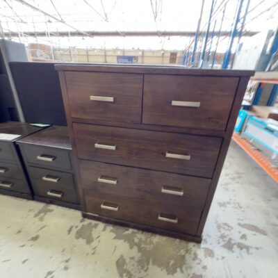 EX SHOWROOM - TIMBER TALLBOY EX SHOWROOM - TIMBER TALLBOY
