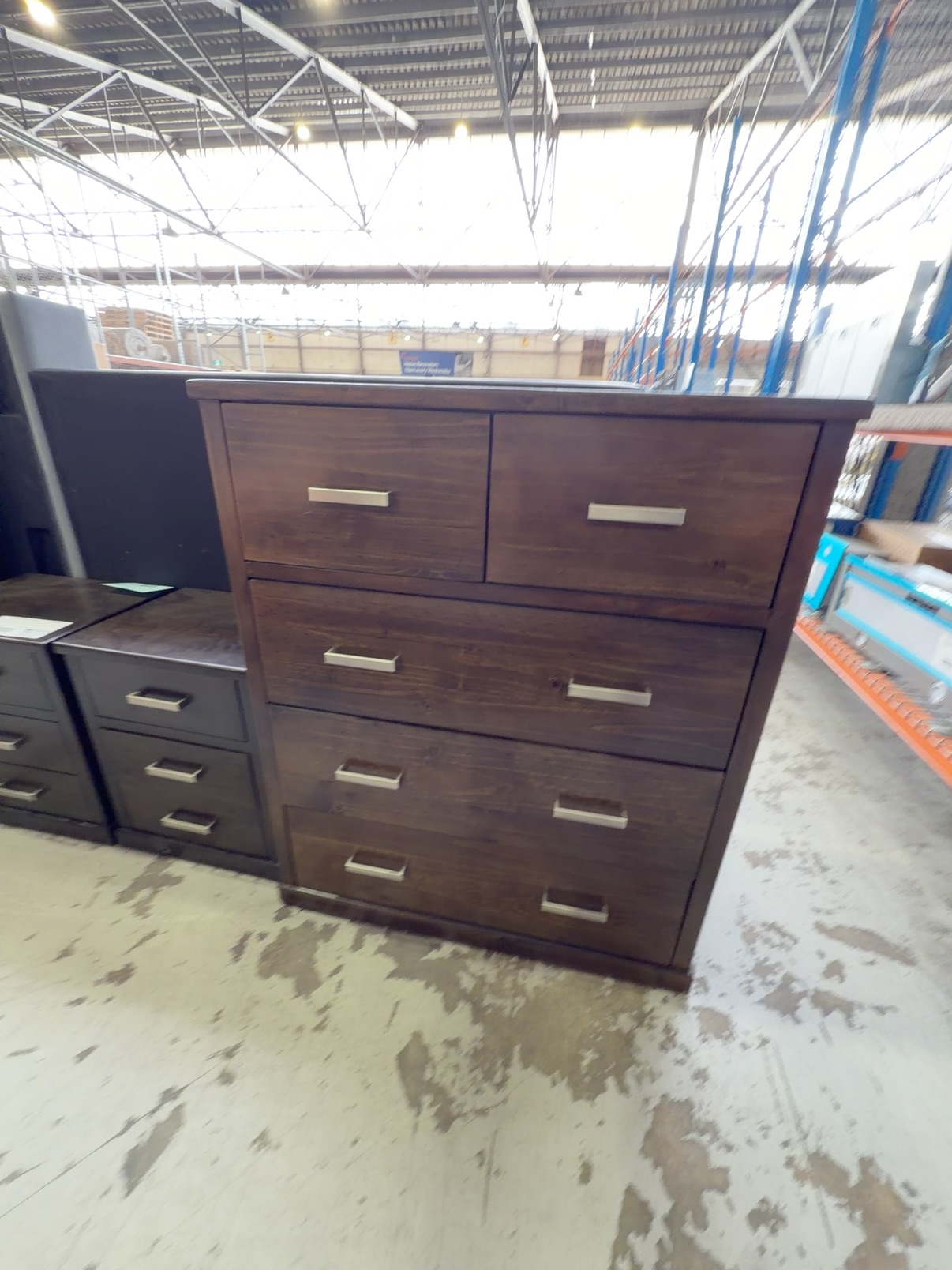 EX SHOWROOM - TIMBER TALLBOY EX SHOWROOM - TIMBER TALLBOY