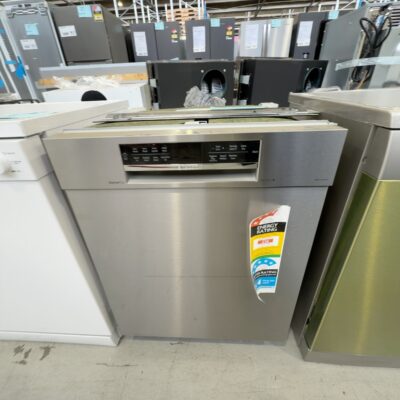 NEW BOSCH SMU6HAS01A DISHWASHER S/STEEL WITH 14 DAY WARRANTY NEW BOSCH SMU6HAS01A DISHWASHER S/STEEL WITH 14 DAY WARRANTY