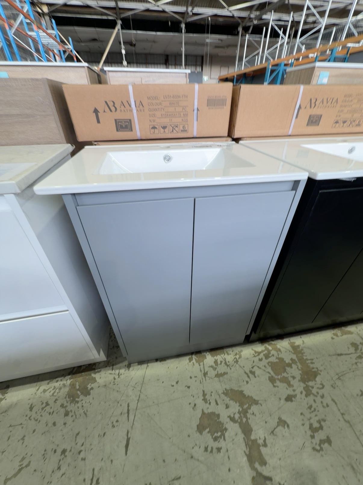 NEW 600MM MATTE GREY VANITY WITH CERAMIC TOP, SK7-600WGM NEW 600MM MATTE GREY VANITY WITH CERAMIC TOP, SK7-600WGM