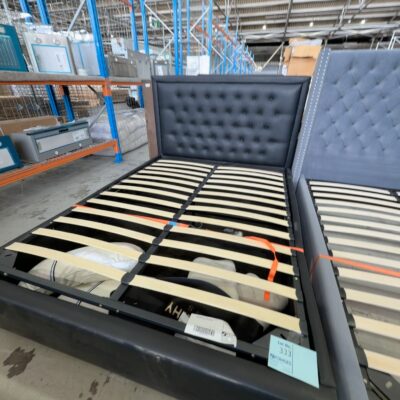 EX SHOWROOM - LIMA BLACK LEATHER QUEEN SIZE GAS LIFT BEDFRAME EX SHOWROOM - LIMA BLACK LEATHER QUEEN SIZE GAS LIFT BEDFRAME