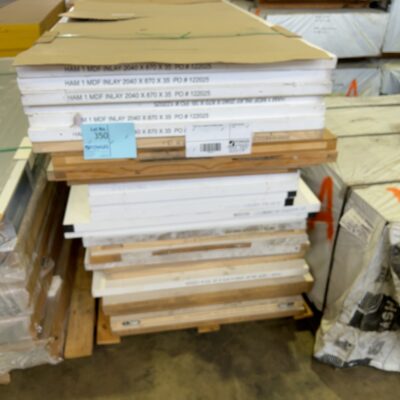 PALLET OF 31 ASSORTED INTERNAL DOORS PALLET OF 31 ASSORTED INTERNAL DOORS