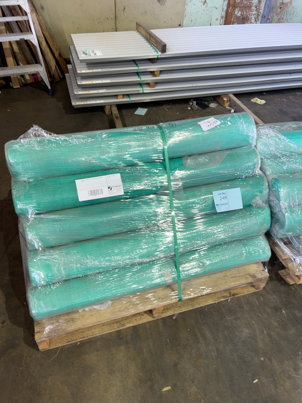 1200MM X 50M ROLLS OF FIBREGLASS RENDER MESH 1200MM X 50M ROLLS OF FIBREGLASS RENDER MESH