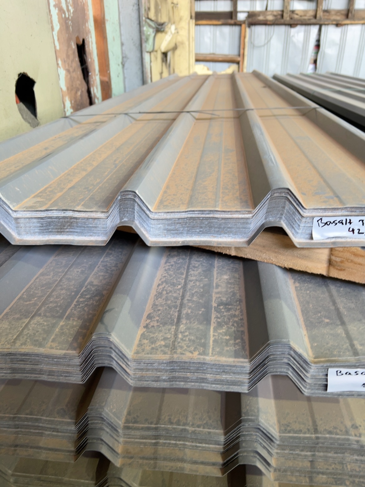 BASALT TRIMDEK METAL ROOFING SHEETS (.042 BMT, 762MM COVER)- 42 SHEETS X 3.6 LONG BASALT TRIMDEK METAL ROOFING SHEETS (.042 BMT, 762MM COVER)- 42 SHEETS X 3.6 LONG