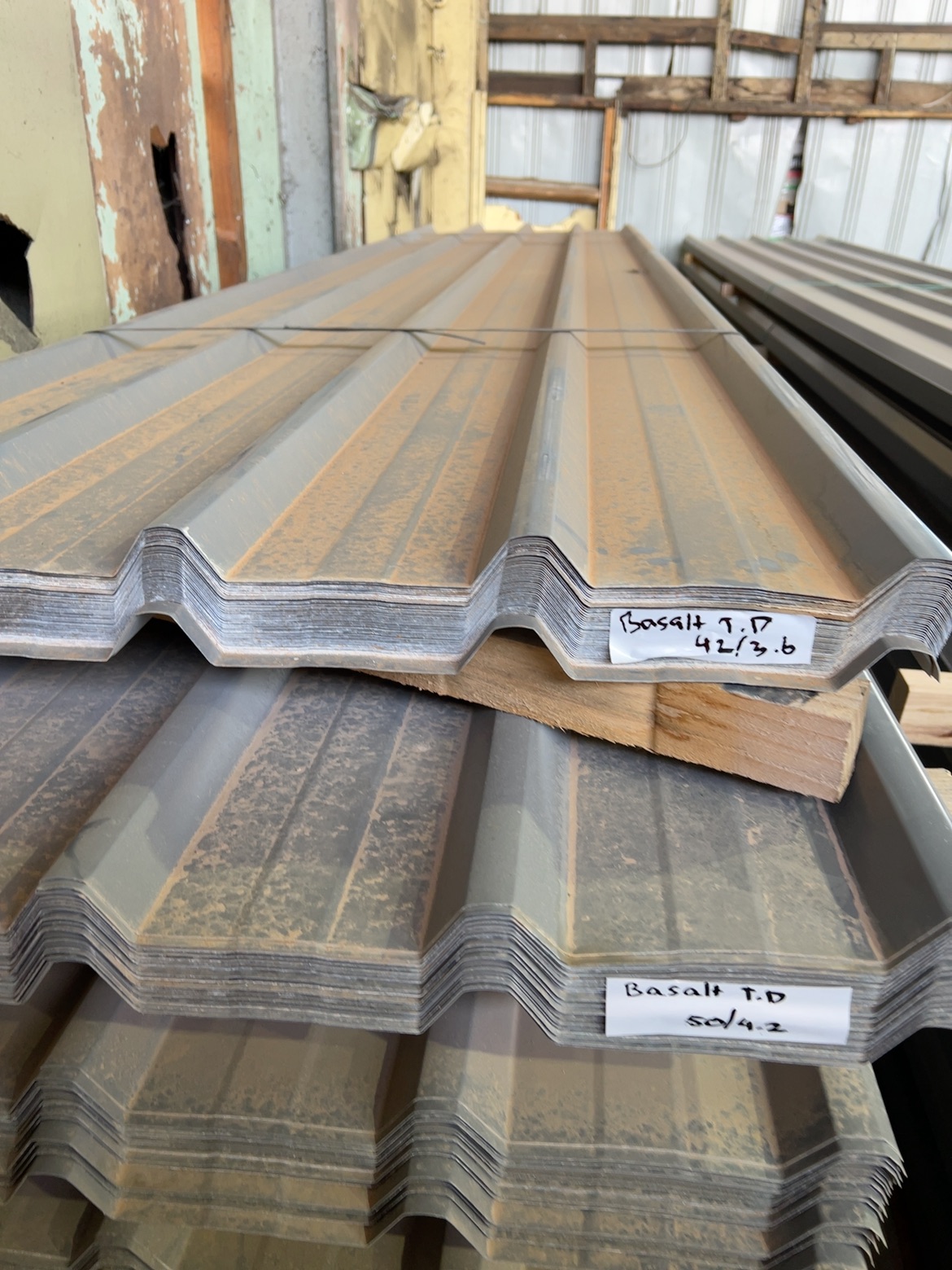BASALT TRIMDEK METAL ROOFING SHEETS (.042 BMT, 762MM COVER)- 50 SHEETS X 4.2 LONG BASALT TRIMDEK METAL ROOFING SHEETS (.042 BMT, 762MM COVER)- 50 SHEETS X 4.2 LONG