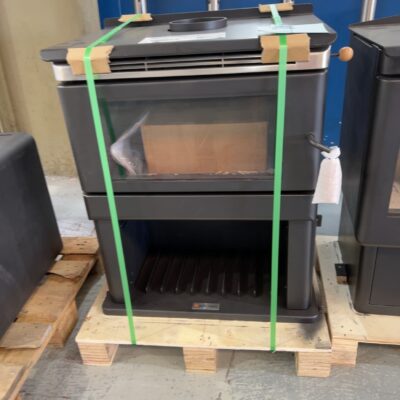 EX DISPLAY SCANDIA KALORA WOODSTACK CONVECTION WOOD HEATER KA500BX2, HEATS UP TO 200M2 WITH 3 SPEED FAN CONTROL KA500BX2-24-0039 RRP$2299 3 MONTHS WARRANTY
