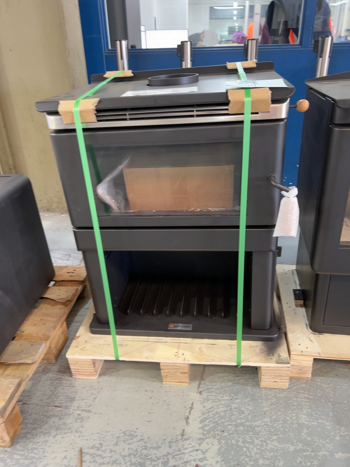 EX DISPLAY SCANDIA KALORA WOODSTACK CONVECTION WOOD HEATER KA500BX2, HEATS UP TO 200M2 WITH 3 SPEED FAN CONTROL KA500BX2-24-0039 RRP$2299 3 MONTHS WARRANTY EX DISPLAY SCANDIA KALORA WOODSTACK CONVECTION WOOD HEATER KA500BX2, HEATS UP TO 200M2 WITH 3 SPEED FAN CONTROL KA500BX2-24-0039 RRP$2299 3 MONTHS WARRANTY