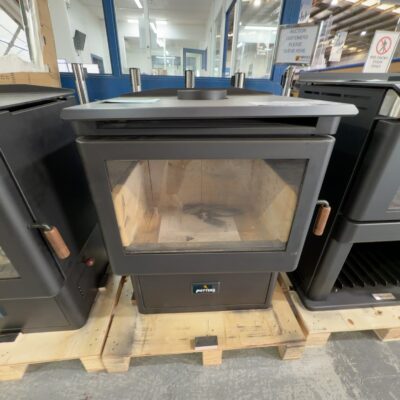 EX DISPLAY METTERS KOSI NO 25, AUSTRALIAN MADE WOOD HEATER, HEATS UP TO 250M2, INBUILT ASH BOX, 3 SPEED FAN, LOW EMISSIONS RRP$3100 SG004-24-0051 3 MONTHS WARRANTY EX DISPLAY METTERS KOSI NO 25, AUSTRALIAN MADE WOOD HEATER, HEATS UP TO 250M2, INBUILT ASH BOX, 3 SPEED FAN, LOW EMISSIONS RRP$3100 SG004-24-0051 3 MONTHS WARRANTY