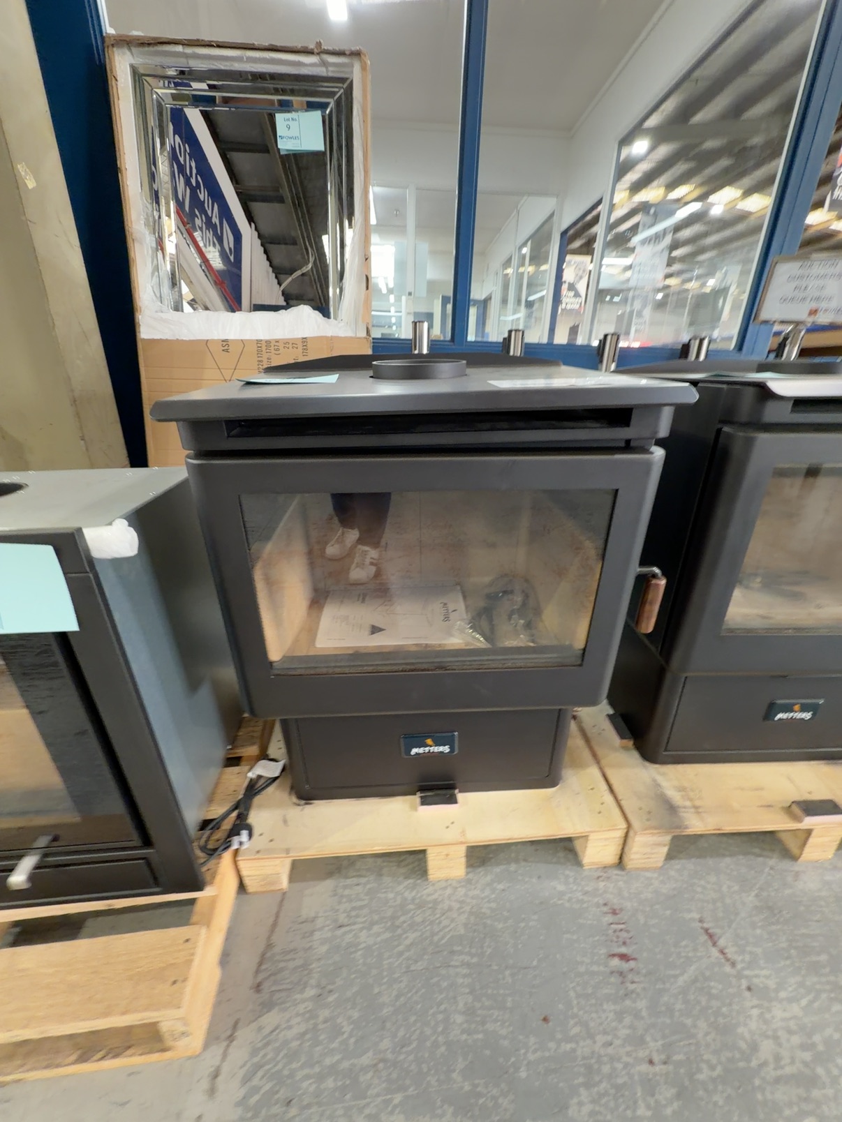 EX DISPLAY METTERS KOSI NO 25, AUSTRALIAN MADE WOOD HEATER, HEATS UP TO 250M2, INBUILT ASH BOX, 3 SPEED FAN, LOW EMISSIONS RRP$3100 SG004-24-0135 3 MONTHS WARRANTY EX DISPLAY METTERS KOSI NO 25, AUSTRALIAN MADE WOOD HEATER, HEATS UP TO 250M2, INBUILT ASH BOX, 3 SPEED FAN, LOW EMISSIONS RRP$3100 SG004-24-0135 3 MONTHS WARRANTY