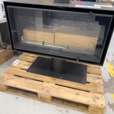 EX DISPLAY SCANDIA FRAAM HORIZON WOOD HEATER WITH PEDESTAL, 3 SPEED FAN, HEATS UP TO 300M2, LARGE LANDSCAPE GLASS DOOR SG0011-25-0094 RRP$2799 3 MONTHS WARRANTY EX DISPLAY SCANDIA FRAAM HORIZON WOOD HEATER WITH PEDESTAL, 3 SPEED FAN, HEATS UP TO 300M2, LARGE LANDSCAPE GLASS DOOR SG0011-25-0094 RRP$2799 3 MONTHS WARRANTY