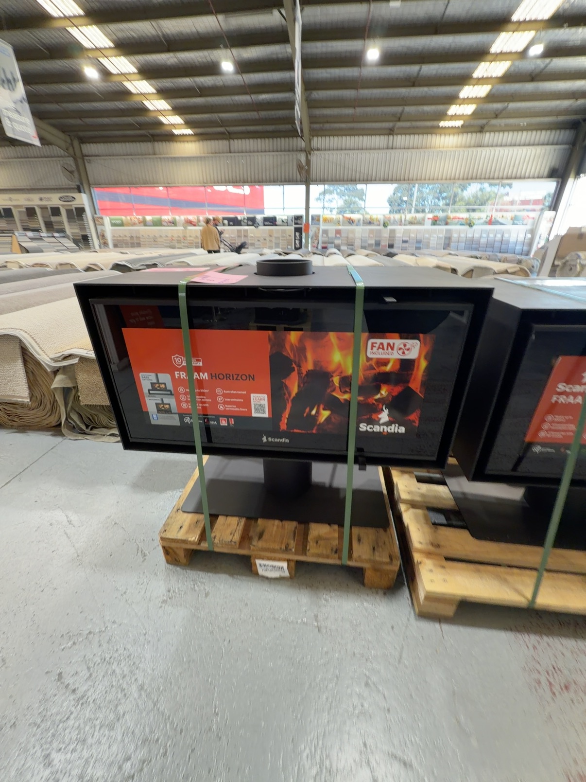EX DISPLAY SCANDIA FRAAM HORIZON WOOD HEATER WITH PEDESTAL, 3 SPEED FAN, HEATS UP TO 300M2, LARGE LANDSCAPE GLASS DOOR SG0011-25-0348 RRP$2799 3 MONTHS WARRANTY EX DISPLAY SCANDIA FRAAM HORIZON WOOD HEATER WITH PEDESTAL, 3 SPEED FAN, HEATS UP TO 300M2, LARGE LANDSCAPE GLASS DOOR SG0011-25-0348 RRP$2799 3 MONTHS WARRANTY