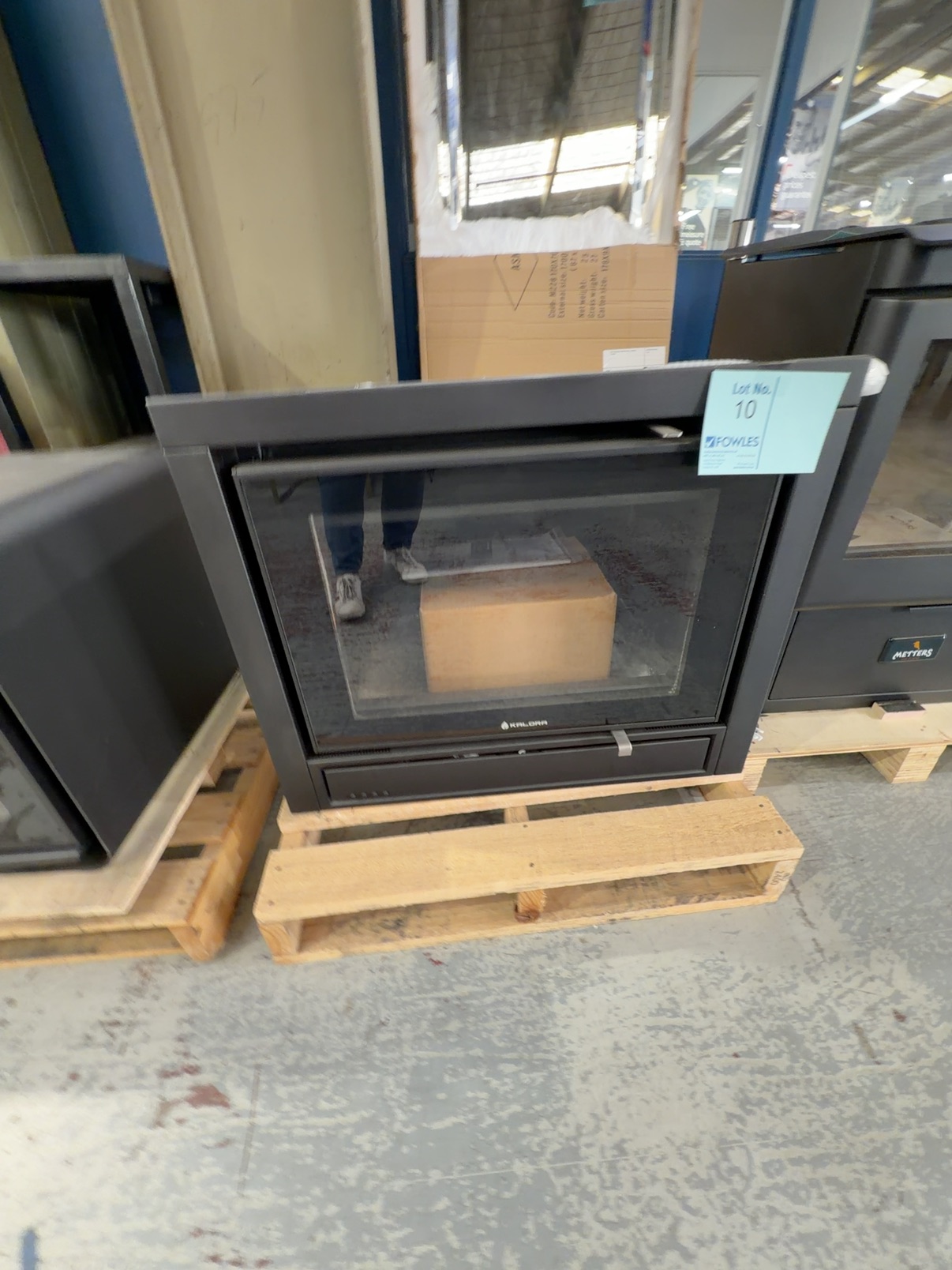 EX DISPLAY SCANDIA KALORA ACCENT INBUILT WOOD HEATER, HEATS UP TO 280M2, FAN FORCED, RRP$1999 SG00172-24-1029 3 MONTHS WARRANTY EX DISPLAY SCANDIA KALORA ACCENT INBUILT WOOD HEATER, HEATS UP TO 280M2, FAN FORCED, RRP$1999 SG00172-24-1029 3 MONTHS WARRANTY