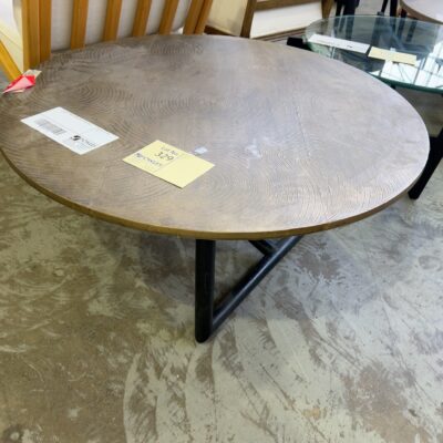 EX HIRE TIMBER ROUND COFFEE TABLE SOLD AS IS EX HIRE TIMBER ROUND COFFEE TABLE SOLD AS IS